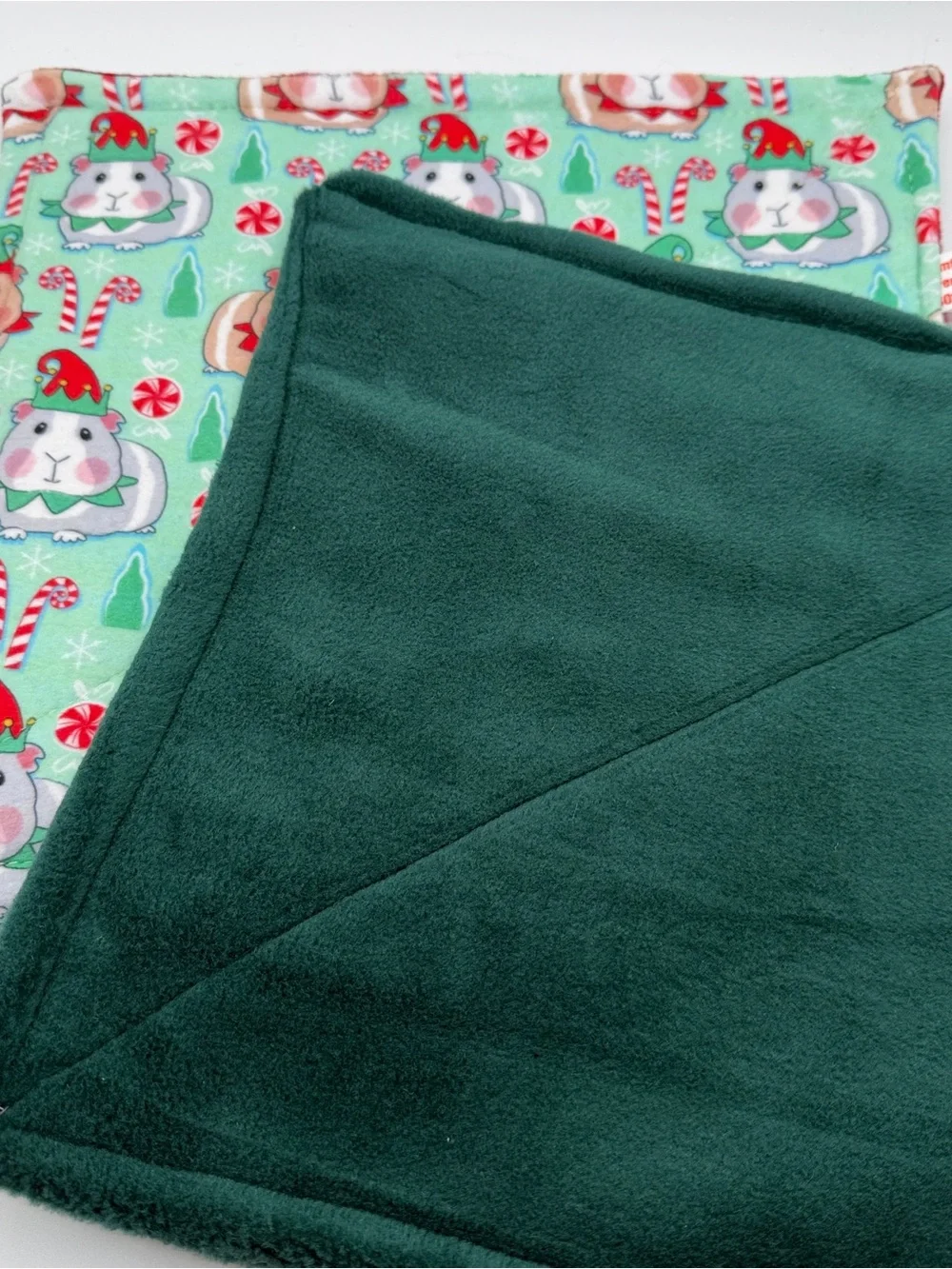 Guinea Pig P Piddle Pads Reversible Fleece 12” Pair Lot 2 Elf Christmas
